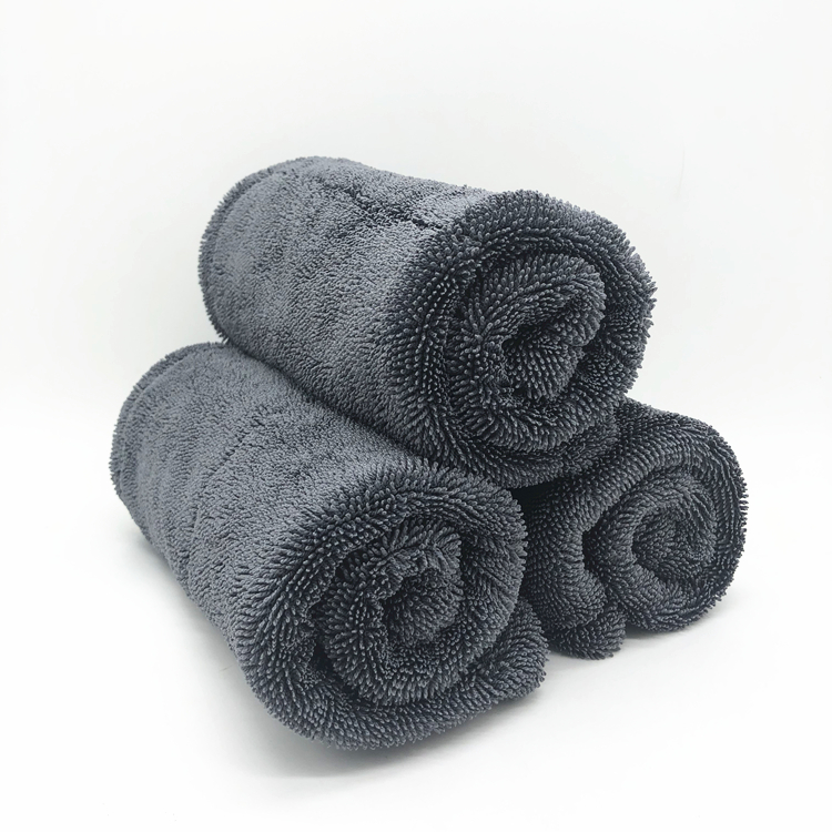 Double twisted towel 1-1