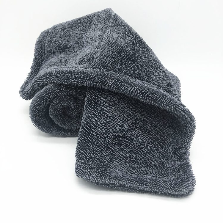 Double twisted towel 8-1