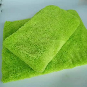 670gsm Edgeless Plush Microfiber coral fleece towel